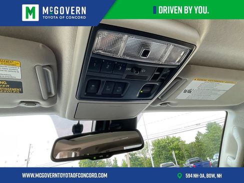Used 2024 Toyota 4Runner Limited AWD/4WD image 23