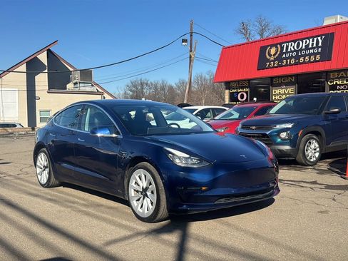 Used 2018 Tesla Model 3 Long Range image 3