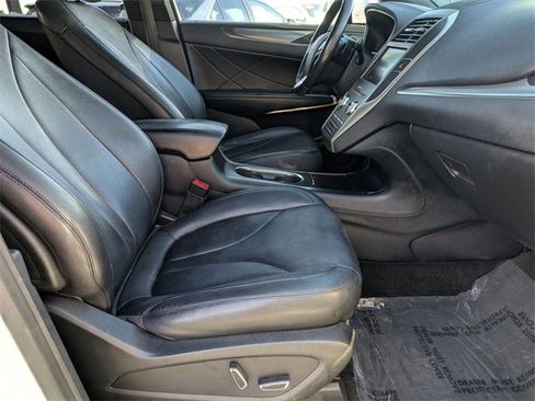 Used 2015 Lincoln MKC FWD image 27