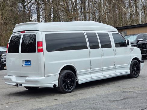 Used 2013 GMC Savana 2500 Extended w/ Power Package image 8