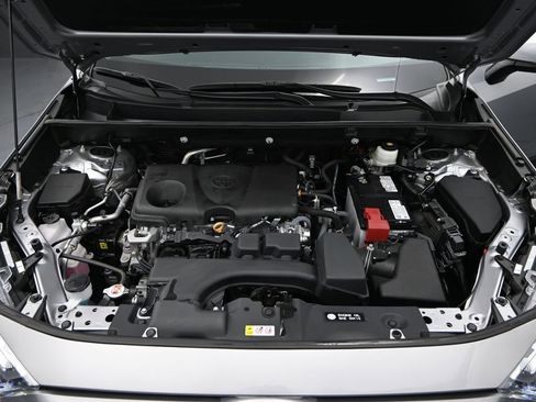 Used 2023 Toyota RAV4 XLE w/ Convenience Package image 16