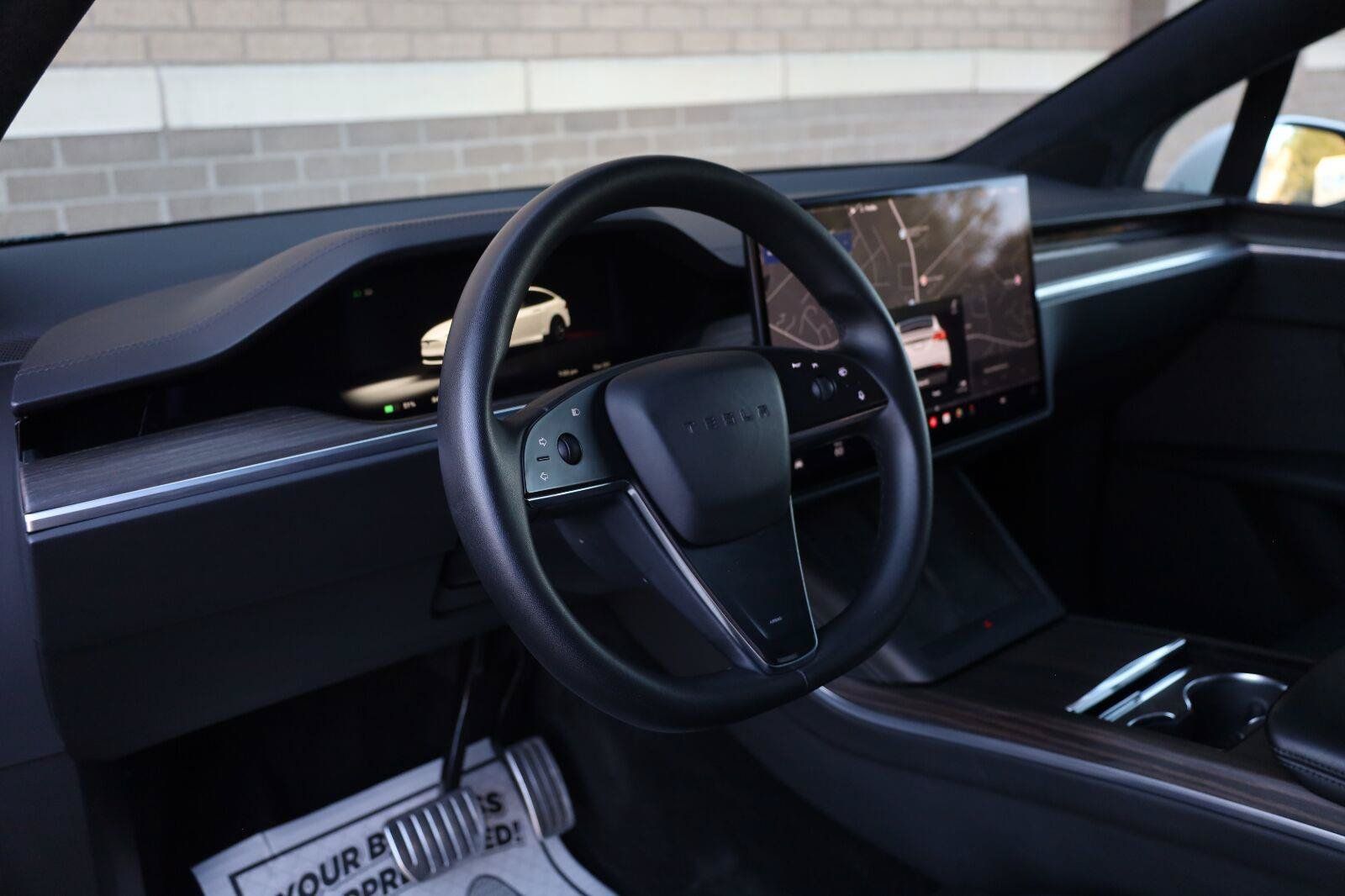 Used 2023 Tesla Model X AWD/4WD image 20
