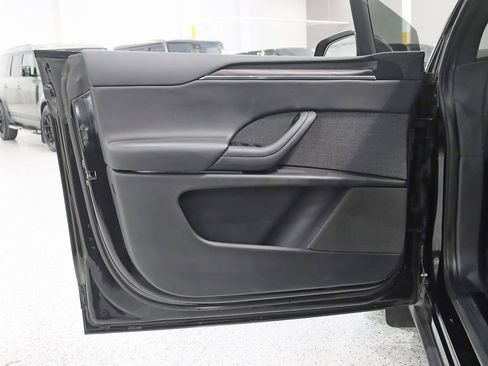 Used 2023 Tesla Model X image 34