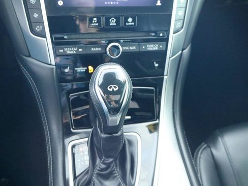 Used 2019 INFINITI Q60 3.0t Luxe w/ Essential Package AWD/4WD image 20