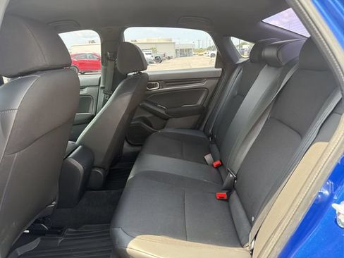 Used 2023 Honda Civic Sport image 21