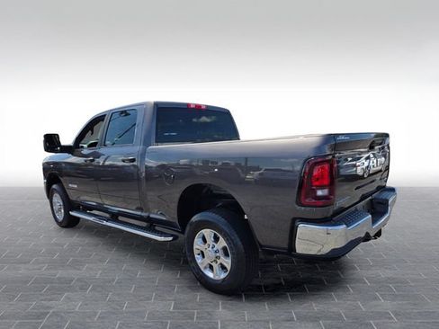 Used 2026 RAM 2500 Big Horn AWD/4WD image 5