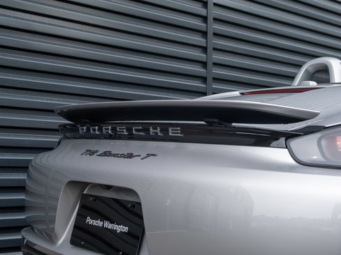 Certified 2020 Porsche 718 Boxster RWD image 25