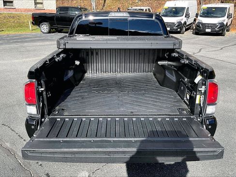 Used 2023 Toyota Tacoma Limited image 19