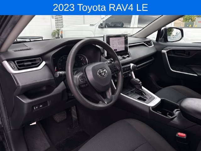 Used 2023 Toyota RAV4 LE AWD/4WD image 35