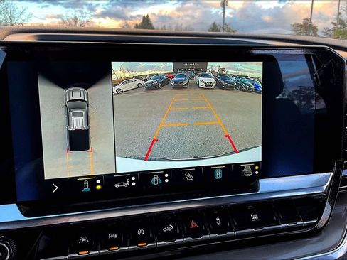 Used 2022 Chevrolet Silverado 1500 High Country image 15