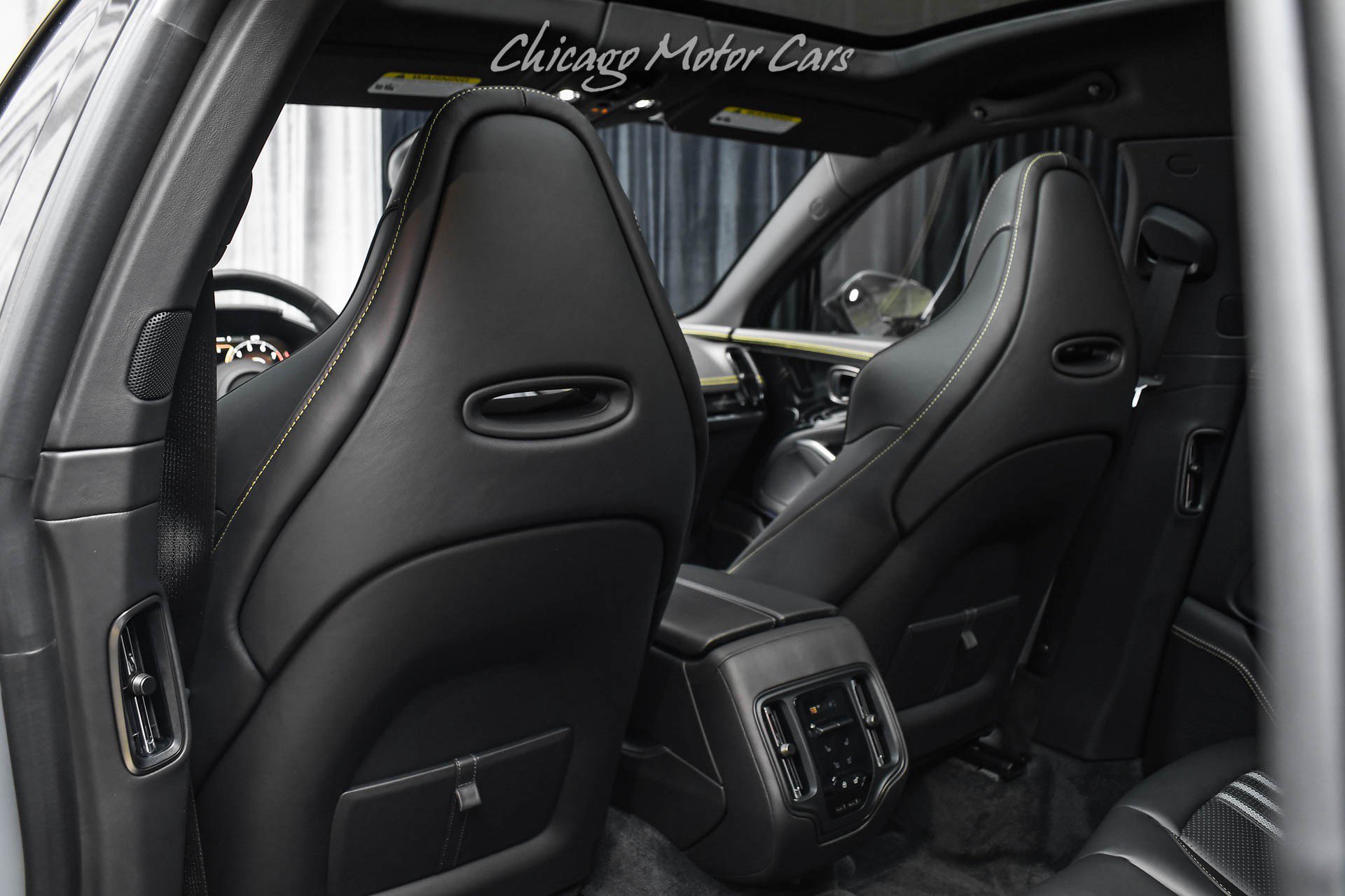 Used 2025 Aston Martin DBX 707 AWD/4WD image 23