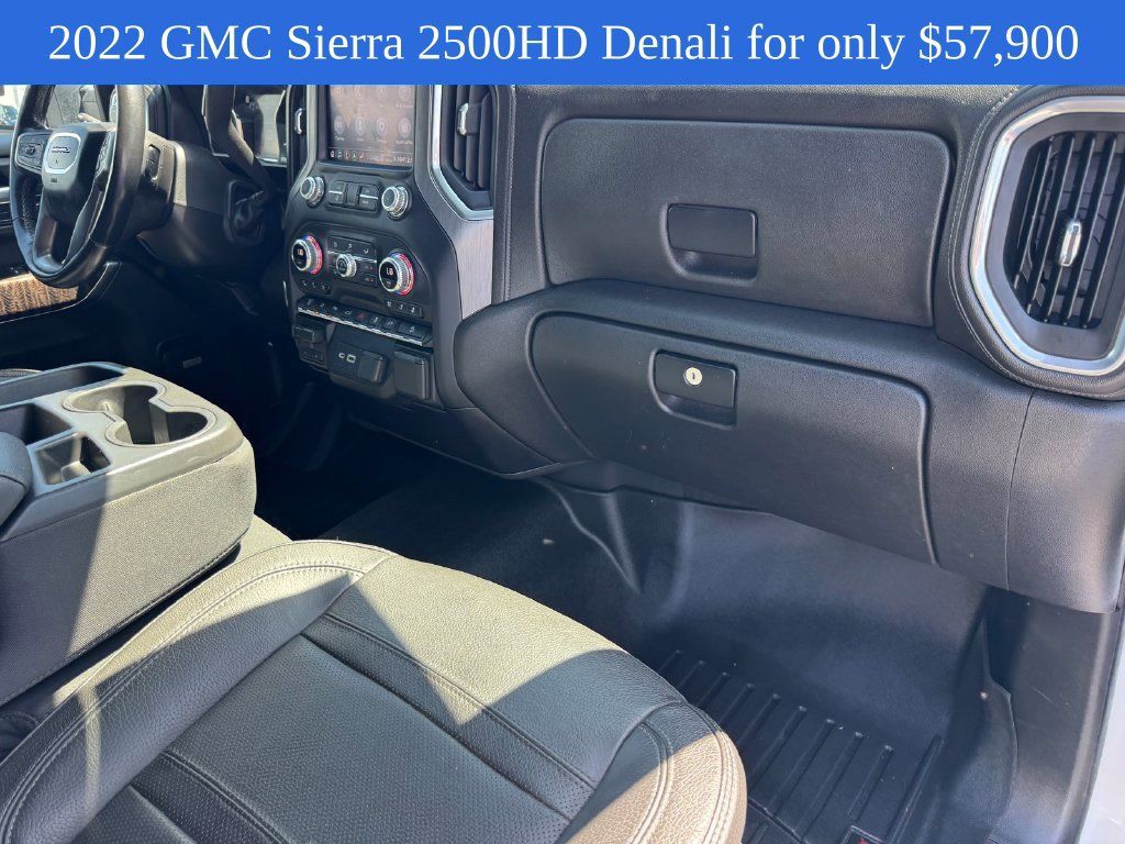Used 2022 GMC Sierra 2500 Denali w/ Denali Ultimate Package AWD/4WD image 10