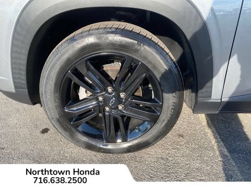 Used 2024 Chevrolet Trax ACTIV w/ Driver Confidence Package FWD image 17