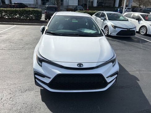 New 2026 Toyota Corolla SE image 2