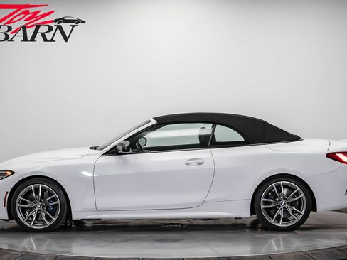 Used 2021 BMW M440i Convertible w/ Premium Package image 10