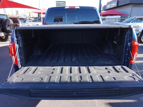 Used 2017 Ford F150 Lariat w/ Equipment Group 502A Luxury AWD/4WD image 8