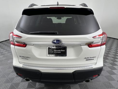 Used 2025 Subaru Ascent Touring AWD/4WD image 12