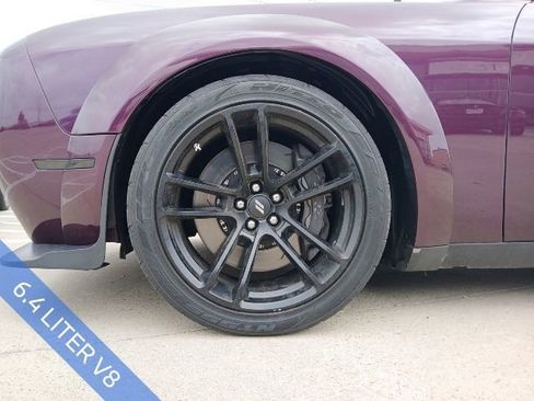 Used 2021 Dodge Challenger R/T Scat Pack RWD image 5