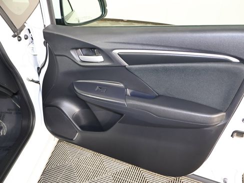 Used 2019 Honda Fit LX image 39