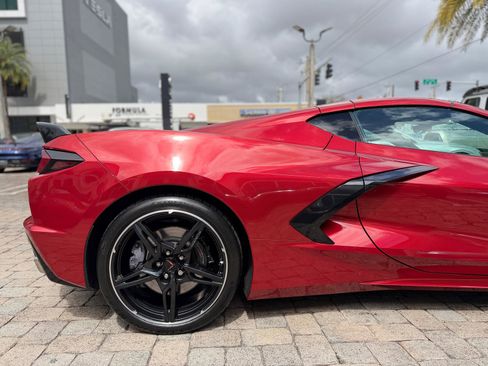 Used 2021 Chevrolet Corvette Stingray Preferred Cpe w/ Z51 Performance Package image 24