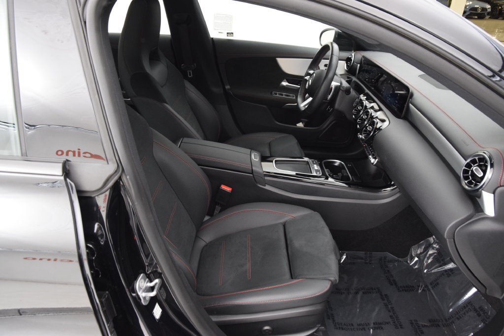 Used 2026 Mercedes-Benz CLA 250 image 16