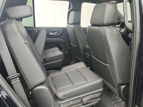 Used 2023 Chevrolet Tahoe LT w/ Luxury Package AWD/4WD image 26