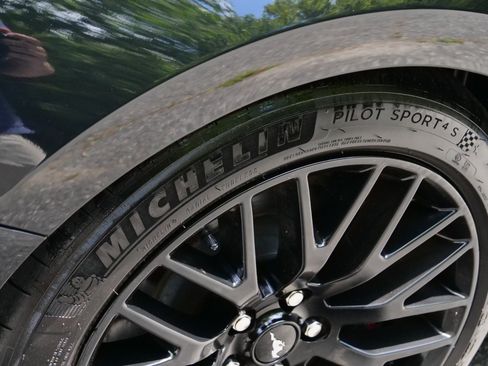 Used 2019 Ford Mustang GT Premium w/ GT Performance Package RWD image 29