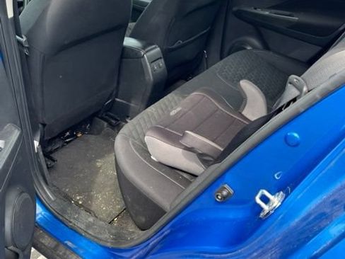 Used 2022 Nissan Kicks SV FWD image 7
