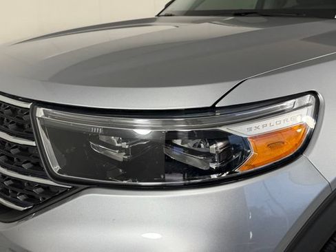 Used 2022 Ford Explorer XLT RWD image 12