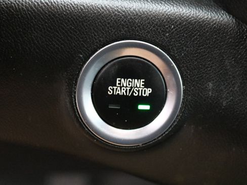 Used 2023 GMC Terrain SLT image 20