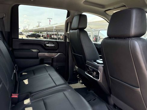 Used 2020 Chevrolet Silverado 2500 LTZ AWD/4WD image 17