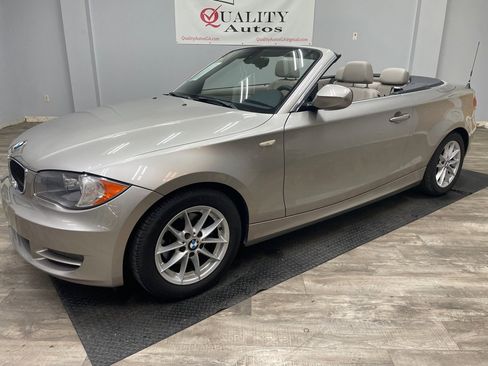 Used 2010 BMW 128i Convertible image 5