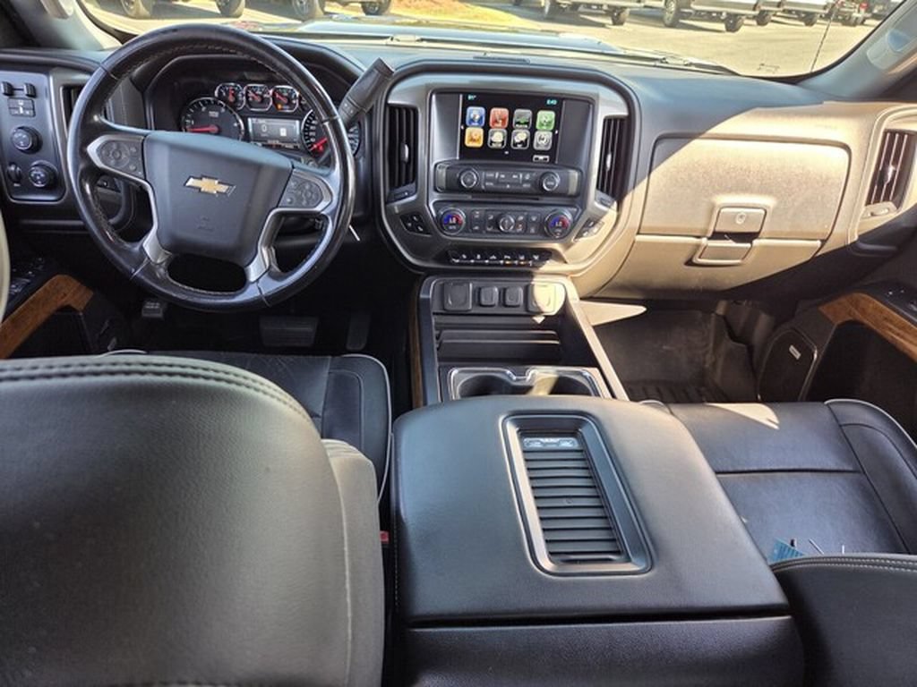 Used 2019 Chevrolet Silverado 2500 High Country w/ Duramax Plus Package AWD/4WD image 6