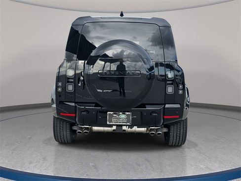 New 2026 Land Rover Defender 110 V8 image 6
