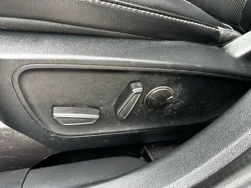 Used 2021 Ford Escape Titanium AWD/4WD image 24