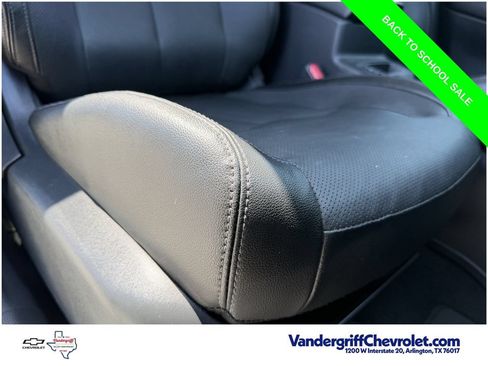 Used 2017 Nissan Rogue SL w/ SL Premium Package FWD image 26