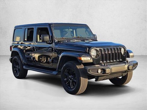 Used 2020 Jeep Wrangler Unlimited Sahara image 3