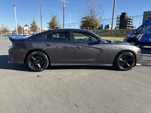 Used 2020 Dodge Charger R/T w/ Blacktop Package image 10