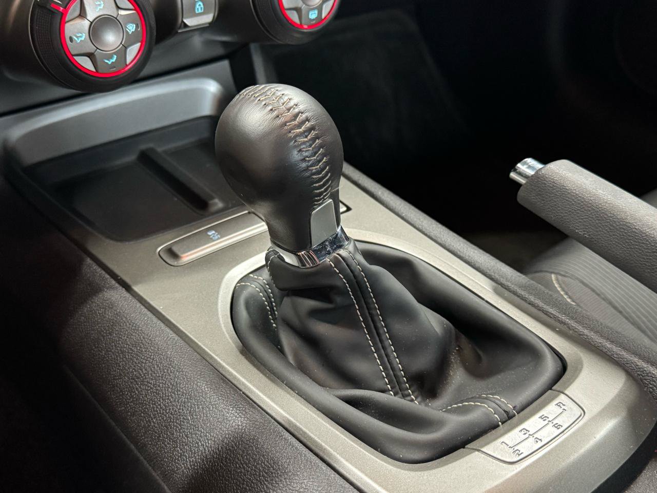 Used 2010 Chevrolet Camaro SS RWD image 39