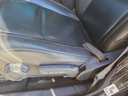 Used 2021 Jeep Wrangler Unlimited Rubicon w/ Trailer Tow Package image 21