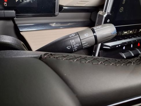 Used 2026 GMC Hummer EV SUV AWD/4WD image 27