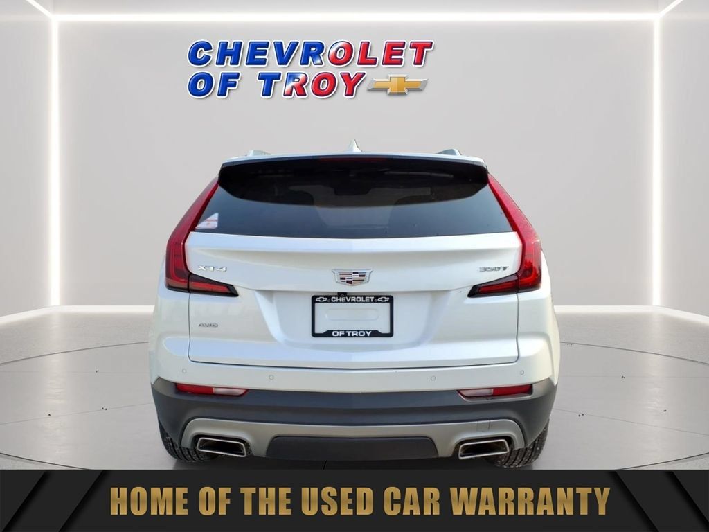Used 2023 Cadillac XT4 Premium Luxury w/ Sun And Sound Package AWD/4WD image 8