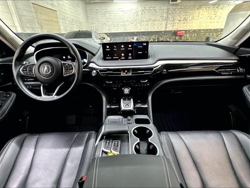 Used 2023 Acura MDX SH-AWD w/ Technology Package image 17