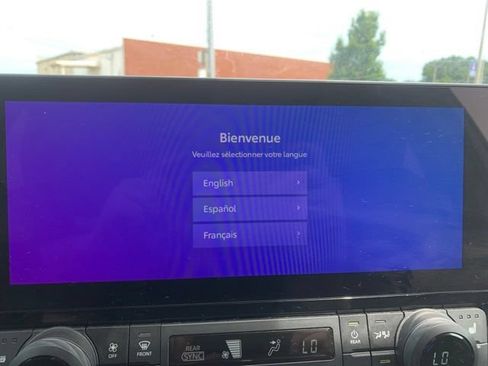 Used 2024 Toyota Grand Highlander AWD image 20
