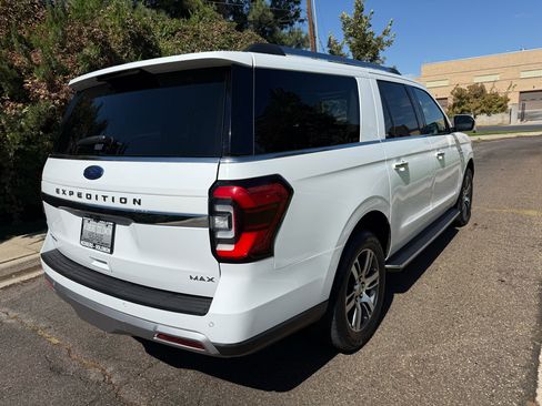 Used 2022 Ford Expedition Max Limited image 5