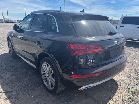 Used 2019 Audi Q5 2.0T Premium Plus w/ Premium Plus Package AWD/4WD image 6