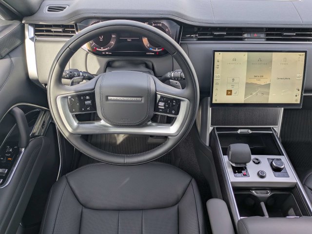 New 2027 Land Rover Range Rover Long Wheelbase SE AWD/4WD image 15