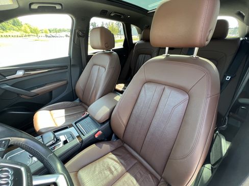 Used 2020 Audi Q5 2.0T Premium Plus AWD/4WD image 16