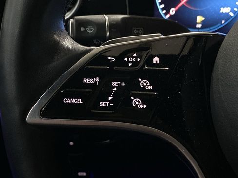 Used 2022 Mercedes-Benz E 450 4MATIC Sedan image 11