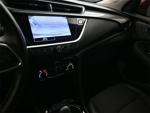 Used 2021 Buick Encore GX Preferred image 12